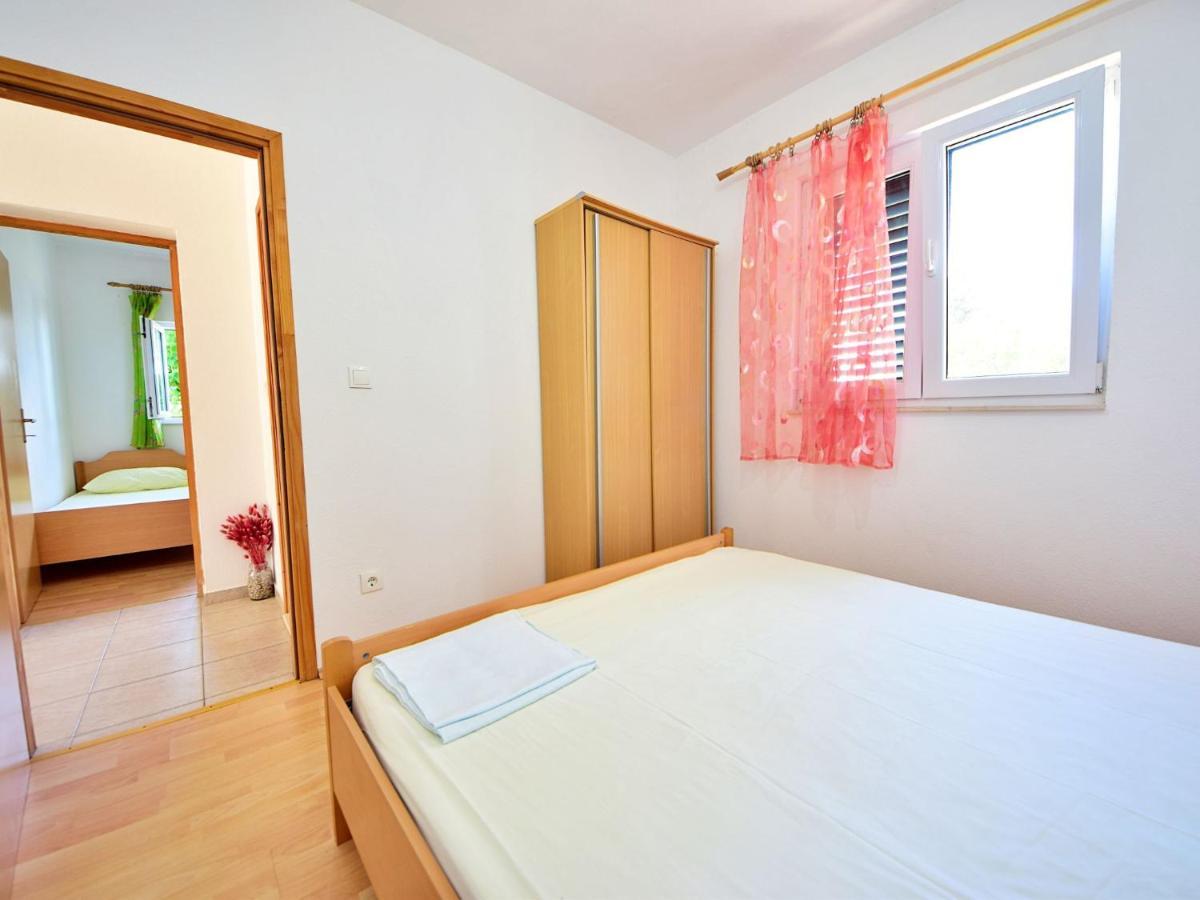 Holiday Home Tina - Hvr501 By Interhome Gdinj Kültér fotó